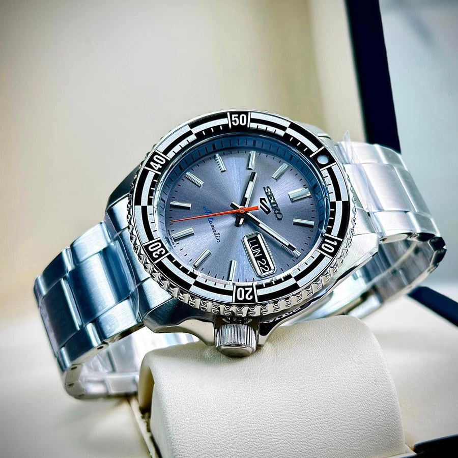 Seiko 5 Sports Special Edition Silver Dial Silver Steel Strap Watch For Men - SRPK09K1