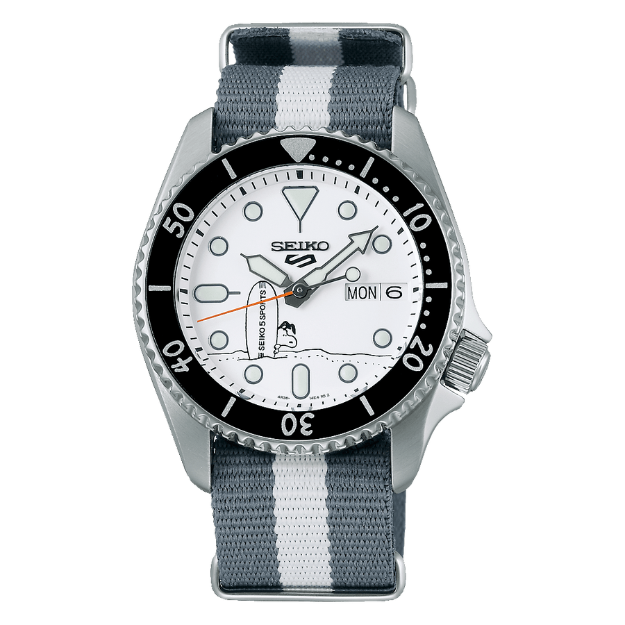 Seiko 5 Sports x Peanuts Surfboard Snoopy Limited Edition White Dial Two Tone NATO Strap Watch For Men - SRPK25K1