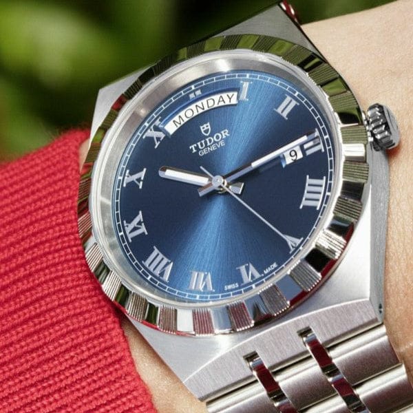 Tudor M28600-0005 watch with blue dial, Roman numerals