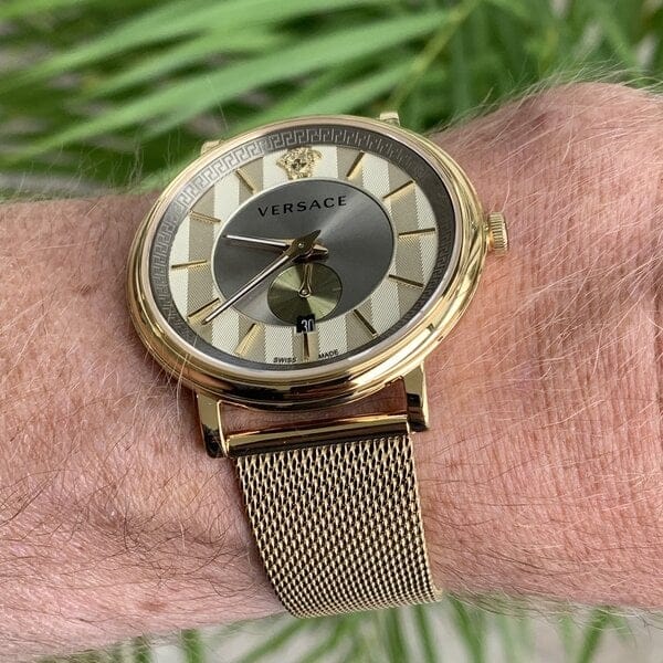 Versace V Circle Quartz Gold Dial Gold Mesh Bracelet Watch For Men - VBQ070017
