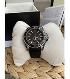 Gucci Dive Quartz Black Dial Black Rubber Strap Watch For Men - YA136303